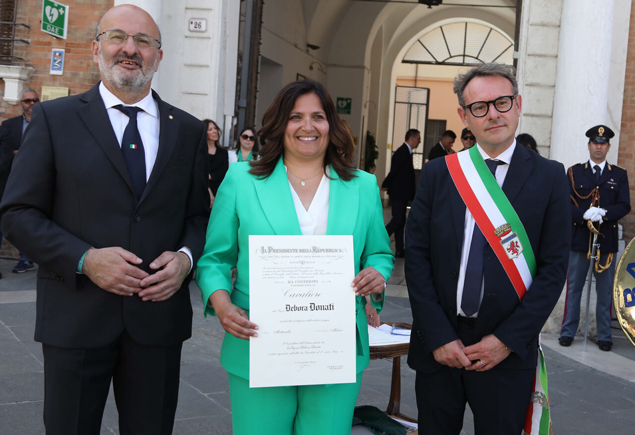 Debora Donati insignita Cavaliere dell’Ordine al Merito della Repubblica Italiana